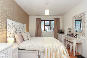 Photo 16- click for photo gallery